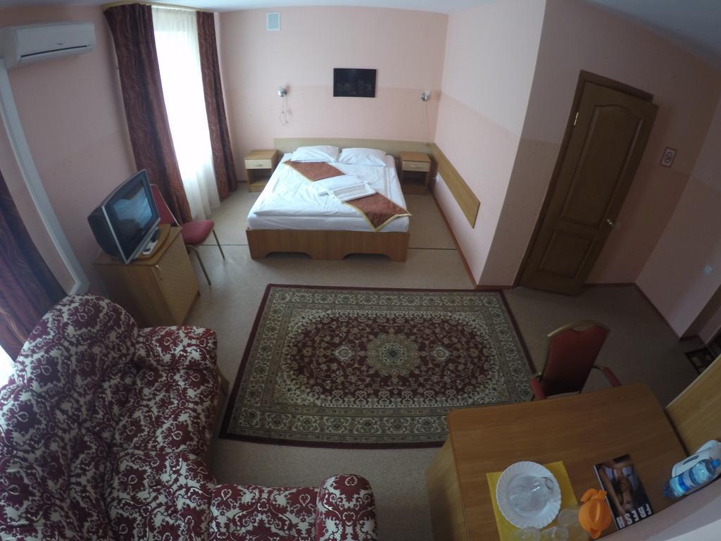 Kurmet Hotel أورالسك الغرفة الصورة
