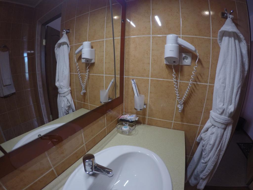 Kurmet Hotel أورالسك الغرفة الصورة