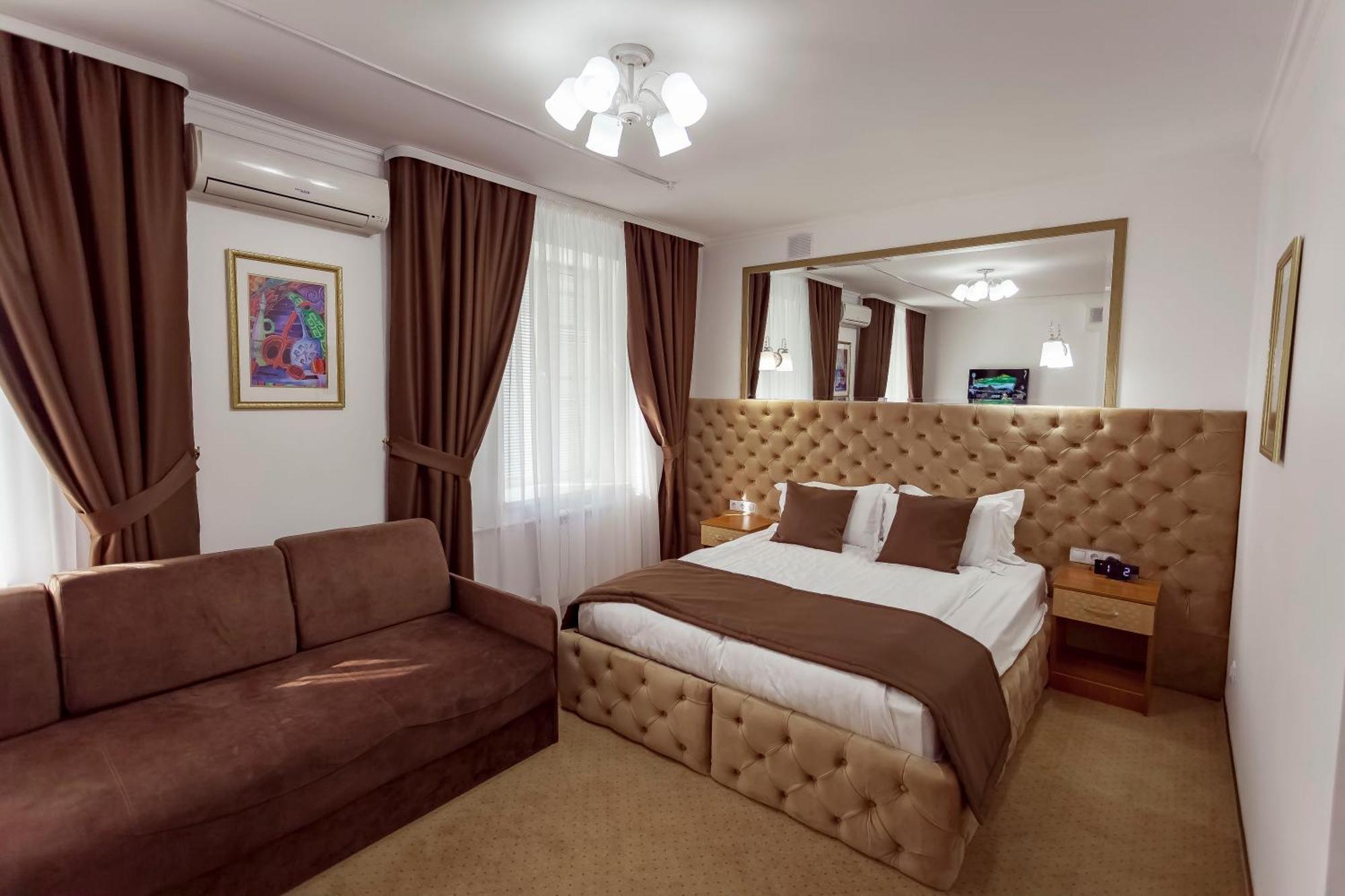 Kurmet Hotel أورالسك المظهر الخارجي الصورة