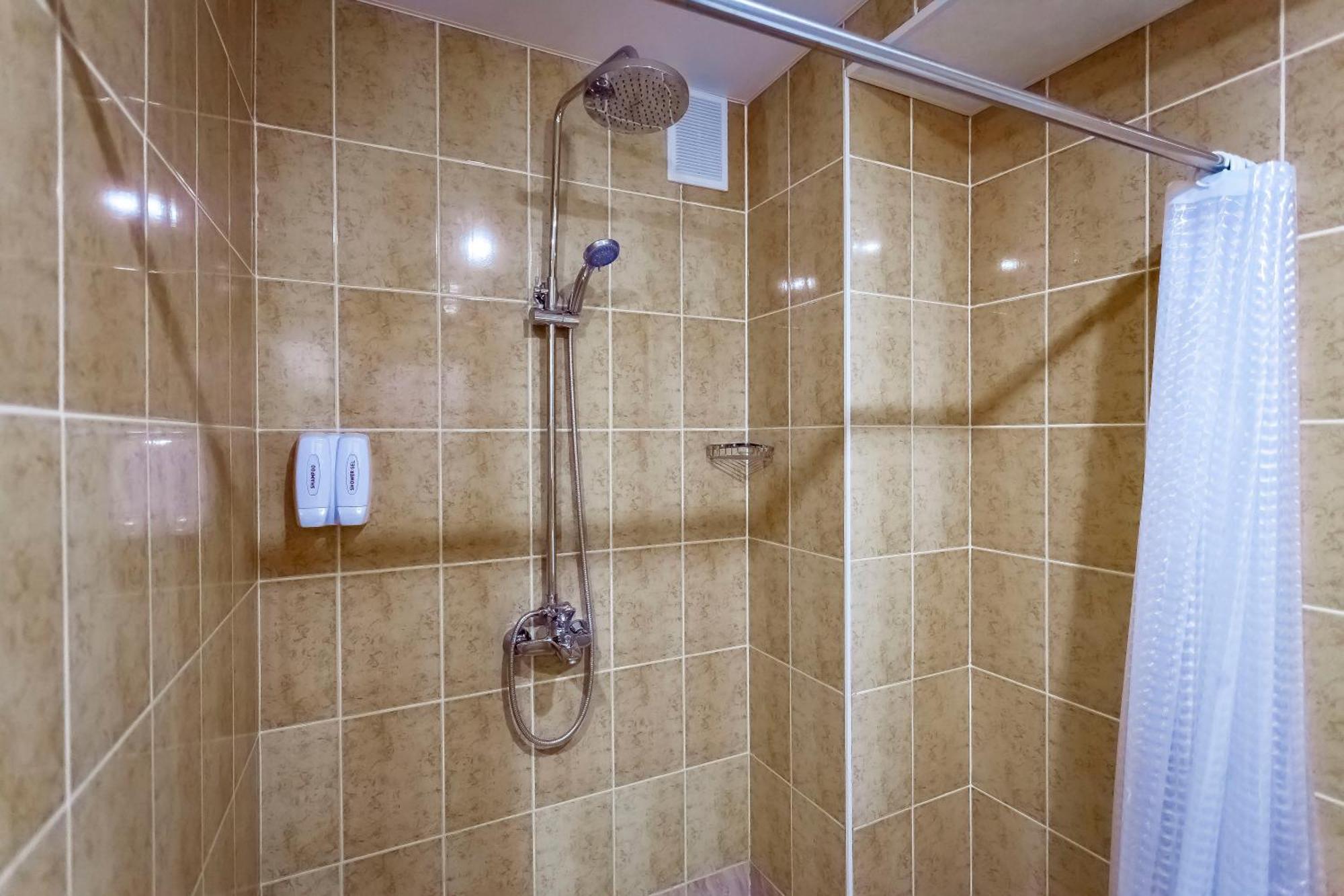 Kurmet Hotel أورالسك المظهر الخارجي الصورة