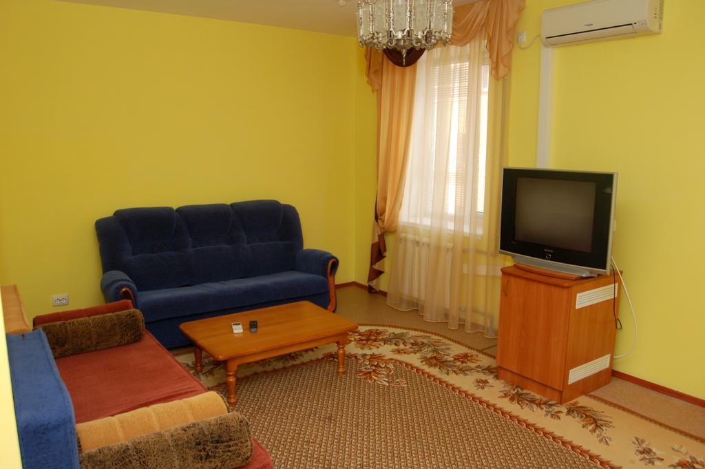 Kurmet Hotel أورالسك المظهر الخارجي الصورة