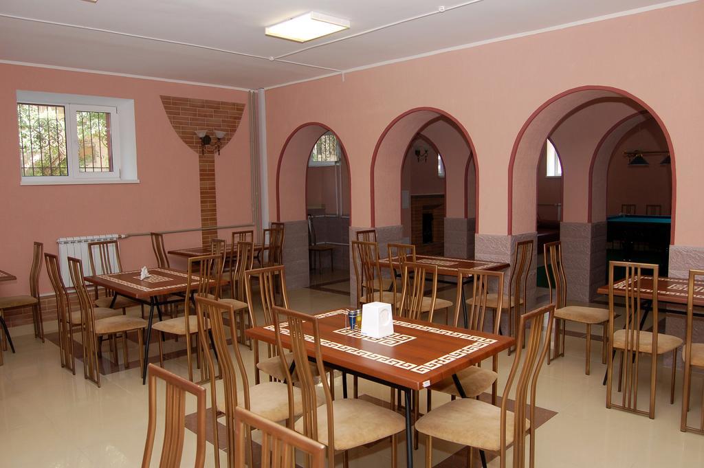 Kurmet Hotel أورالسك المظهر الخارجي الصورة