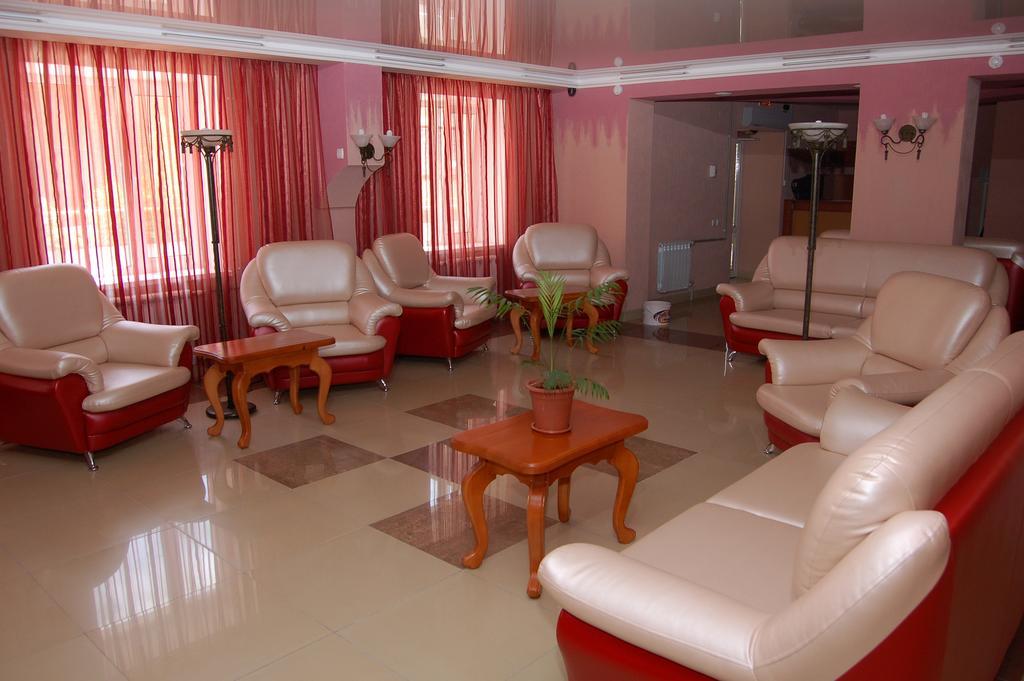Kurmet Hotel أورالسك المظهر الخارجي الصورة
